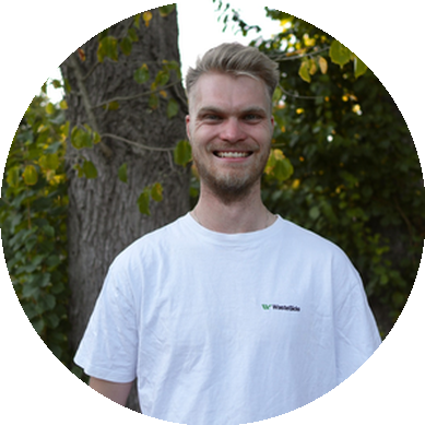 Julian – Ansprechpartner